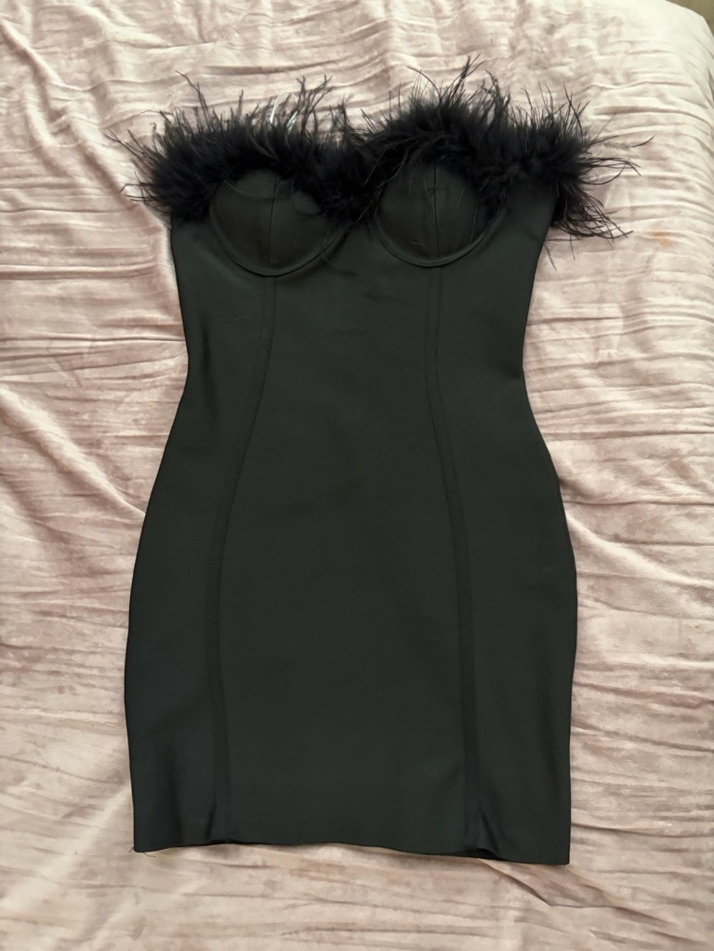 Superdown dress - Picture 3 of 5